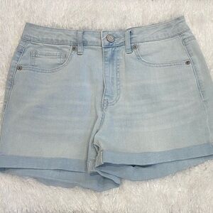 Aeropostale High Waisted MIDI Short Light Wash Size 6